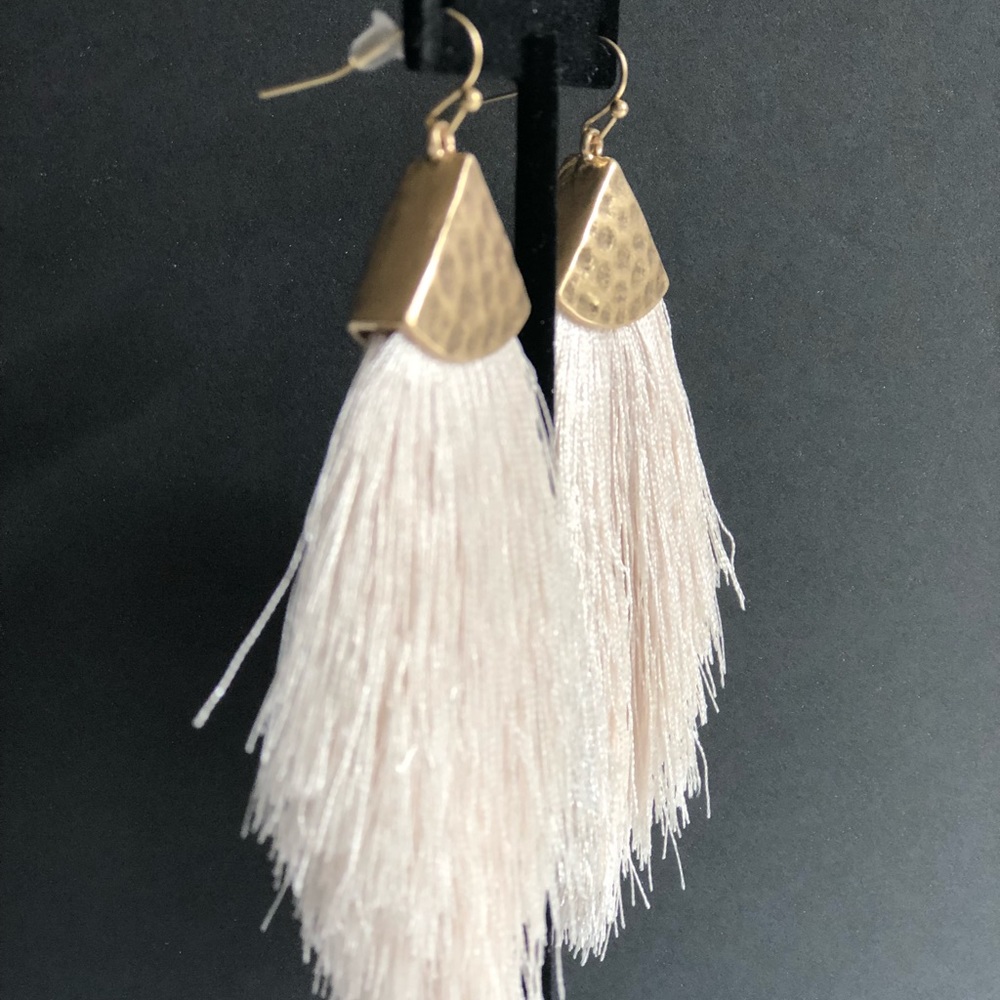 Bohemian silk and cotton tassel earrings - Picture 5 of 8